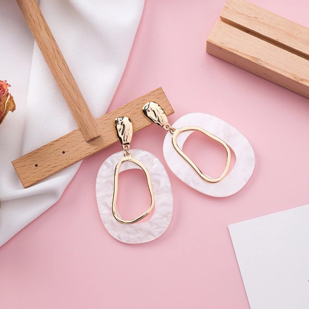 Women’s Fashion Earrings